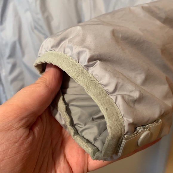 The North Face Puffer - Picture 5 of 7